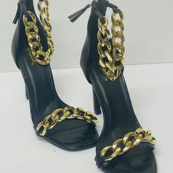Black high heels~ Quipid~ with chains~ size 8 1/2~ Very good condition - Picture 1 of 9